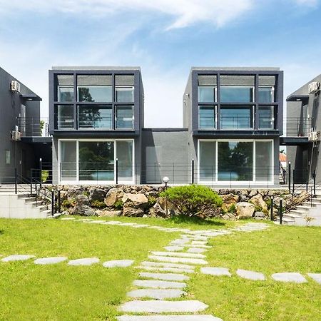 Donnaeko Pension Seogwipo Dış mekan fotoğraf