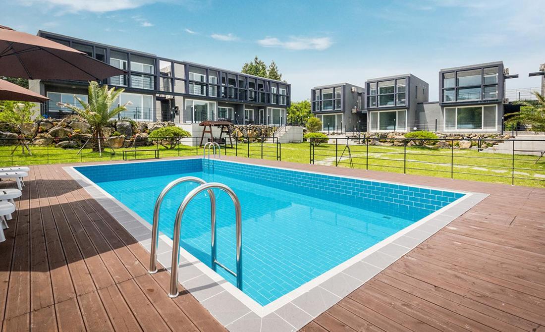 Donnaeko Pension Seogwipo Dış mekan fotoğraf