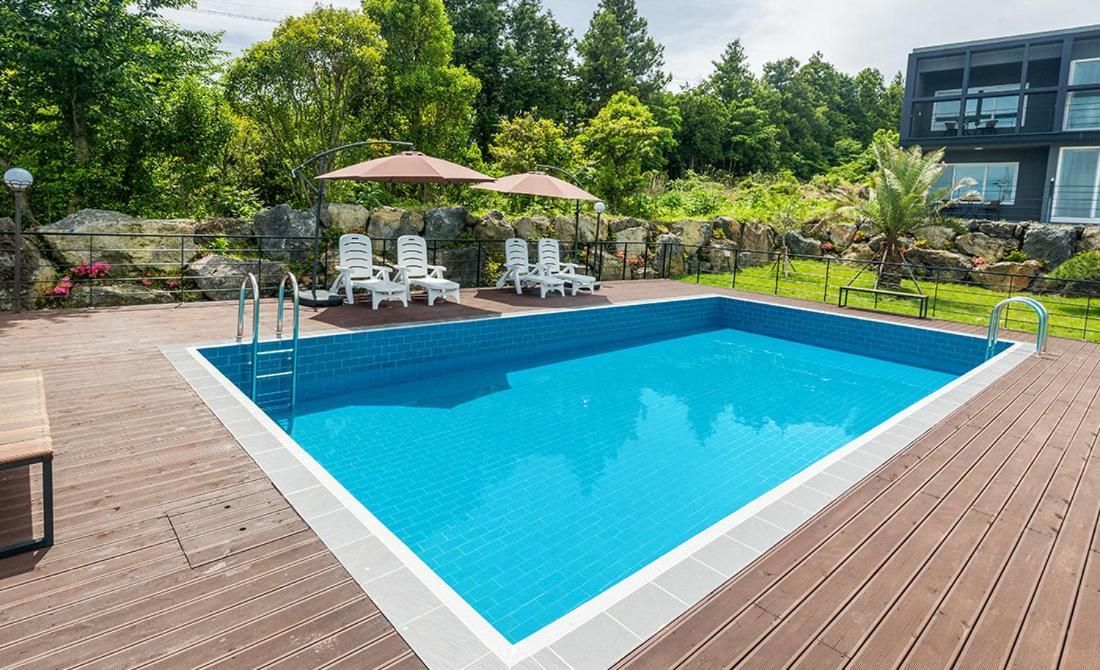 Donnaeko Pension Seogwipo Dış mekan fotoğraf